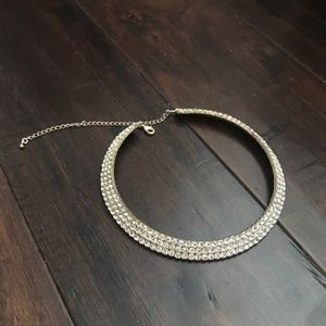 ZARCONIA DIAMOND STUDDED ADJUSTABLE CHOKER